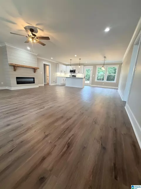 Living - 2675 County Road 28, Clanton, AL 35046 photo 1 of 3