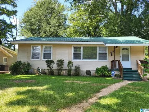 2202 26th Ave N, Bessemer, AL 35023