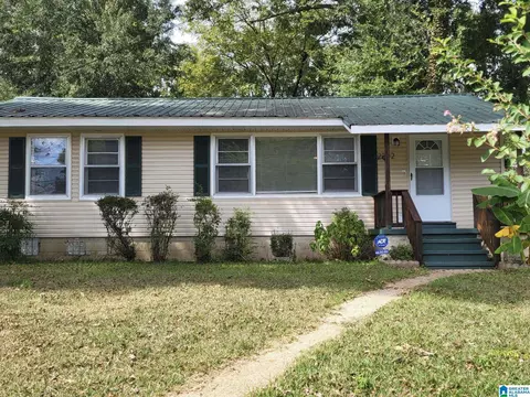 2202 26th Ave N, Bessemer, AL 35023
