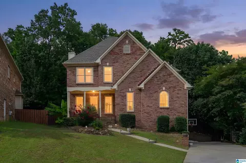 845 Meadow Ridge Ln, Birmingham, AL 35242