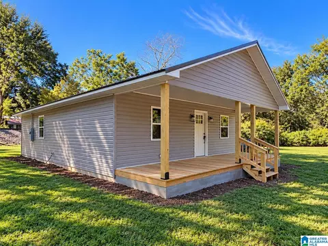 4759 Eulaton Rd, Anniston, AL 36201