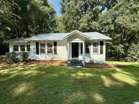 500 Sorrell Rd, Sylacauga, AL 35151