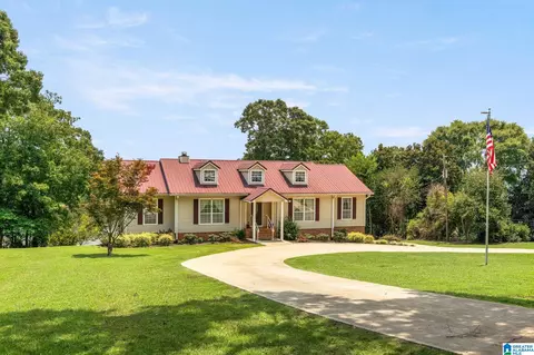 7140 Skyline Dr, Pell City, AL 35128