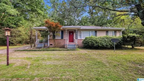 1501 2nd Pl NW, Center Point, AL 35215