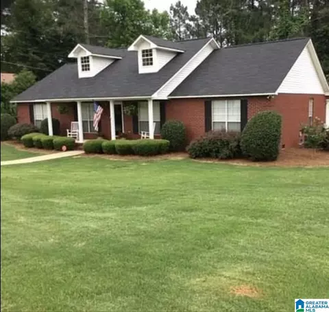 921 Sedgefield Dr, Sylacauga, AL 35150