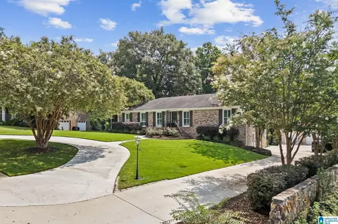 1417 Round Hill Rd, Vestavia Hills, AL 35216
