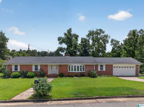 805 11th St NE, Jacksonville, AL 36265