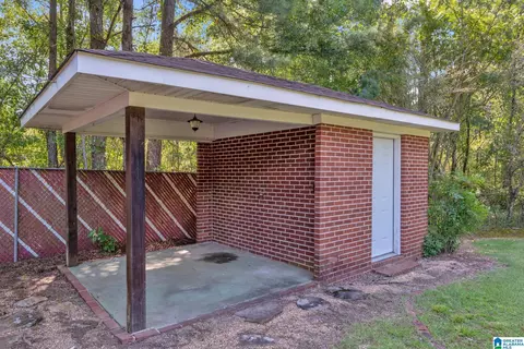 Exterior - 1800 Devon Dr, Jasper, AL 35501 photo 5 of 9