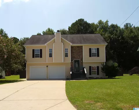 44 Red Oak Ct, Lincoln, AL 35096