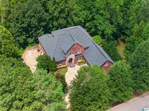 245 Rome Beauty Cir, Oxford, AL 36203