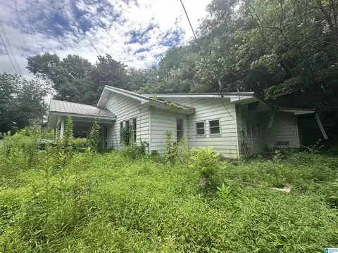 Exterior - 275 Commerce Ave, Dora, AL 35062 photo 3 of 5