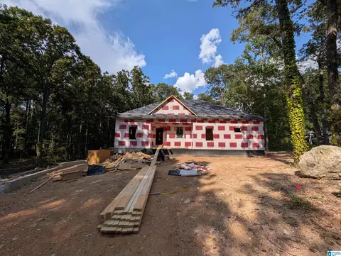 4974 Autumn Ln, Pell City, AL 35128