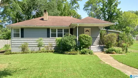 115 Lakeland Ave, Hueytown, AL 35023