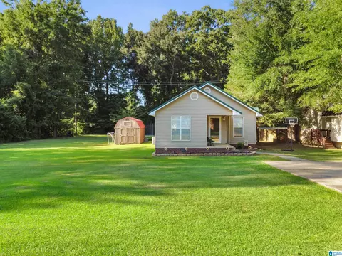 1008 W Walnut St, Sylacauga, AL 35150