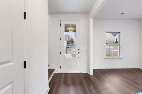 Entry Way - 4909 Michael Dr, Dora, AL 35062 photo 1 of 6