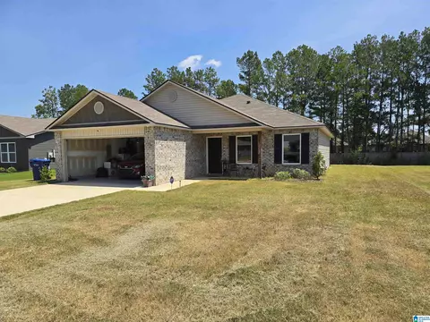 55 Canal Crossing Dr, Wetumpka, AL 36092