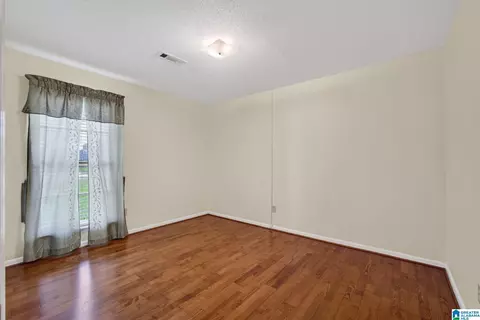 Bedroom - 30 Guy St, Jemison, AL 35085 photo 1 of 6