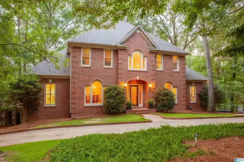 2348 Country Ridge Dr, Vestavia, AL 35243