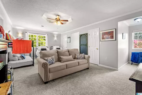 Bedroom - 637 Riverside Dr, Gadsden, AL 35903 photo 5 of 6