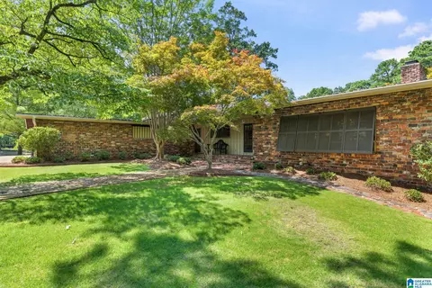 1537 Woodard Mountain Dr, Cullman, AL 35055