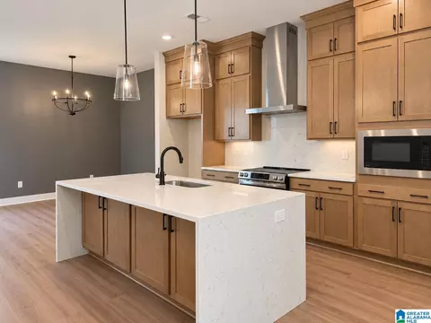 754 Riverwalk Dr, Hoover, AL 35244