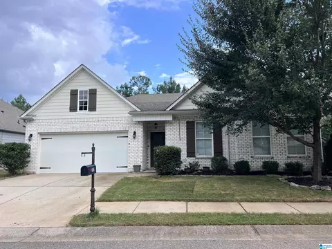 638 Chelsea Station Dr, Chelsea, AL 35043