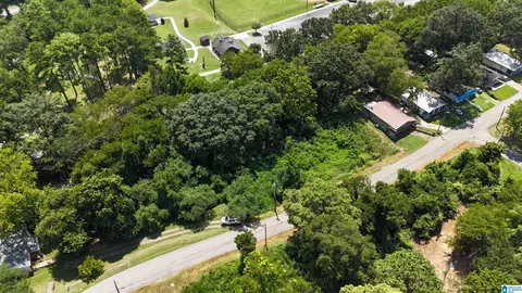 912 Walker Ave #1, Fultondale, AL 35217