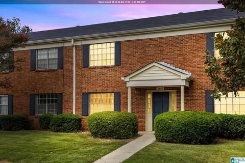 3449 Sandner Ct #A, Homewood, AL 35209