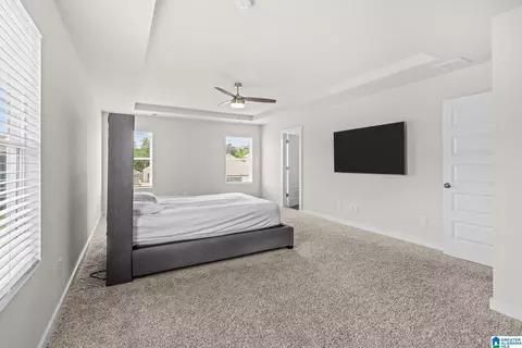 Bedroom - 9944 Hunter Pl, Warrior, AL 35180 photo 3 of 6