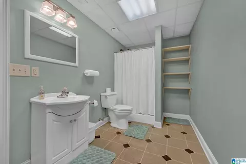 Bath - 596 Myrick Rd, Warrior, AL 35180 photo 7 of 7