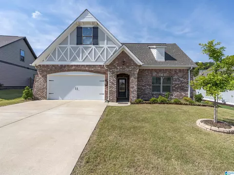 5816 Long View Ln, Trussville, AL 35173