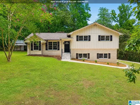 7624 Happy Hollow Rd, Trussville, AL 35173