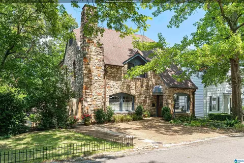 2408 Park Ln S, Birmingham, AL 35213