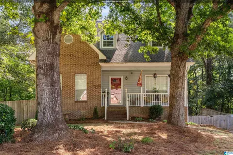 547 Fultonbrook Dr, Fultondale, AL 35068