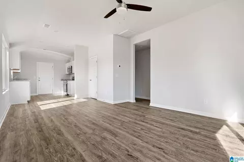 Living - 792 Camden Loop, Calera, AL 35040 photo 3 of 4