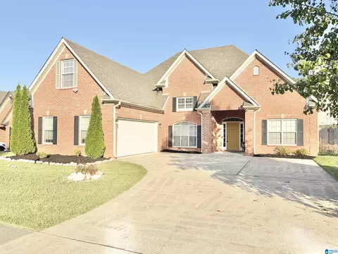 593 Forest Lakes Dr, Sterrett, AL 35147