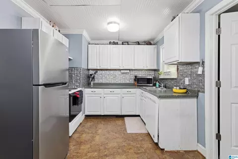 Kitchen - 1511 Campbell Loop Rd, Mount Olive, AL 35117 photo 1 of 2
