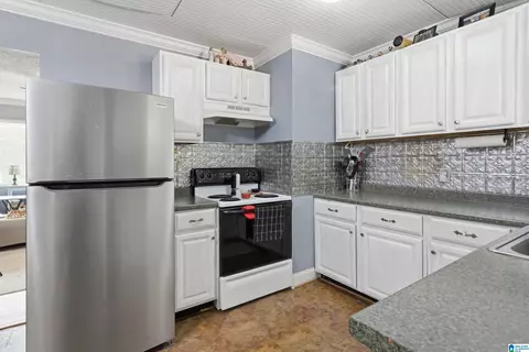 Kitchen - 1511 Campbell Loop Rd, Mount Olive, AL 35117 photo 2 of 2