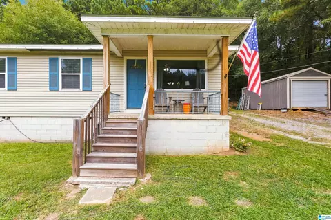 Exterior - 1511 Campbell Loop Rd, Mount Olive, AL 35117 photo 1 of 4