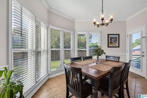 Dining - 807 Ola St, Clanton, AL 35045 photo 2 of 2