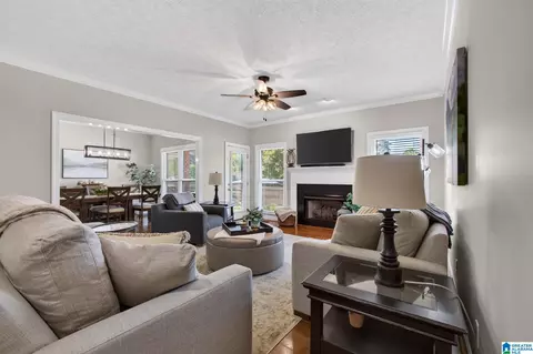 Living - 807 Ola St, Clanton, AL 35045 photo 1 of 1