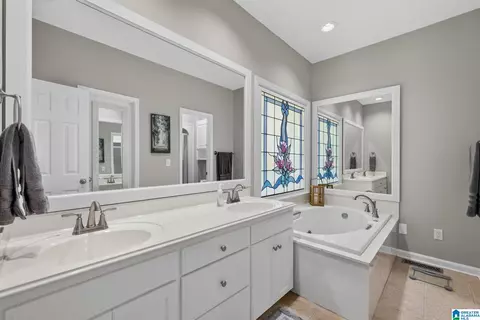 Bath - 807 Ola St, Clanton, AL 35045 photo 1 of 3
