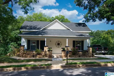 1868 Lane Dr, Leeds, AL 35094
