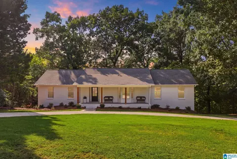 1078 Crest Rd, Leeds, AL 35094