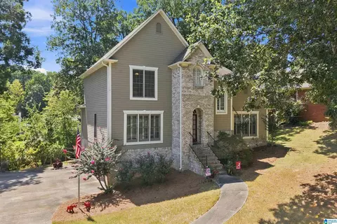 1913 Valewood Cir, Hoover, AL 35244