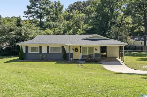 2201 Chapel Hill Rd, Hoover, AL 35216