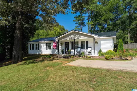 348 Grove St, Springville, AL 35146