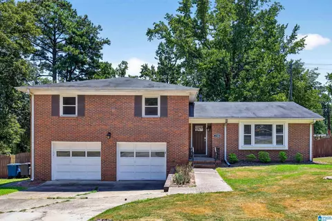 2368 Chapel Rd, Hoover, AL 35226