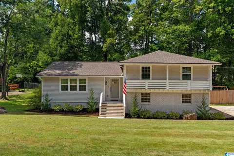 2295 Woodcreek Dr, Hoover, AL 35226