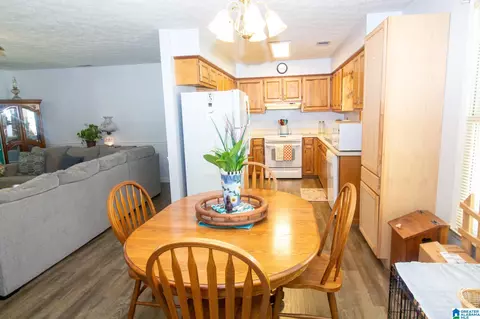 Dining - 3465 County Road 288, Five Points, AL 36855 photo 1 of 1